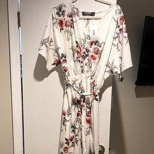 YOINS White floral dress